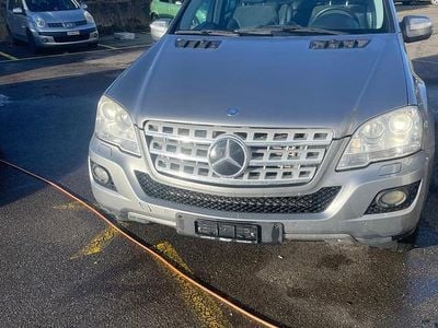 Gebraucht Mercedes ML350 231 PS (169 kW) 2010 SUV
