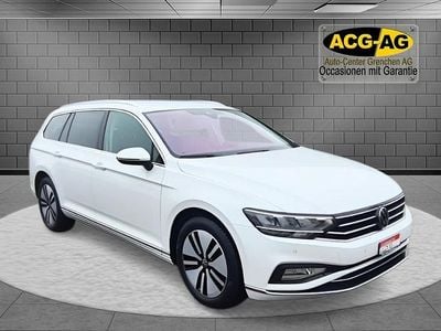 Gebraucht VW Passat Elegance 150 PS (110 kW) 2022 Kombi