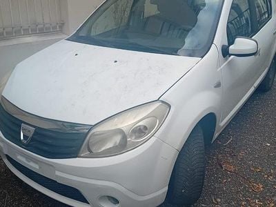 Gebraucht 2010 Dacia Sandero Lauréate Limousine | CHF 2’500
