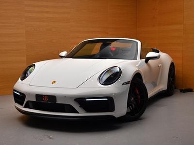 Porsche 911 Carrera 4 GTS