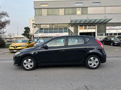 Gebraucht Hyundai i30 Comfort 110 PS (80 kW) 2011