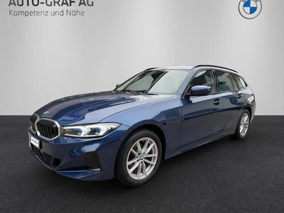 Blau Gebraucht 2023 BMW 320e Shadowline Kombi | CHF 42’800 (Etwas zu teuer)