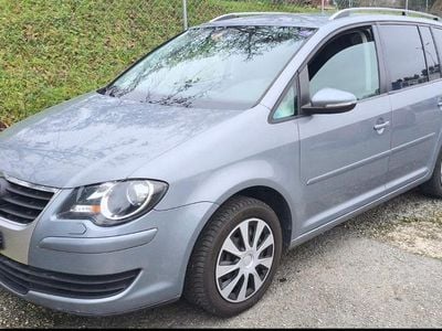 Gebraucht 2010 VW Touran Trendline Van / Kleinbus | CHF 3’700 (Superpreis)