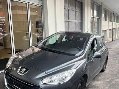 Gebraucht Peugeot 308 Allure 156 PS (114 kW) 2013