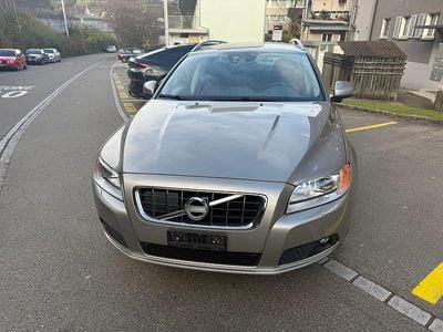 Gebraucht 2011 Volvo V70 Summum Kombi | CHF 12’900
