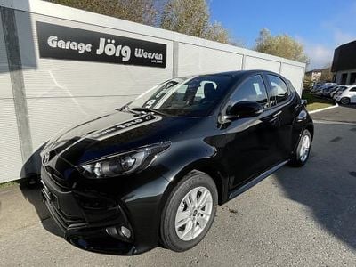 Schwarz Neu 2025 Toyota Yaris Hybrid Comfort Limousine | CHF 24’250 (Guter Preis)