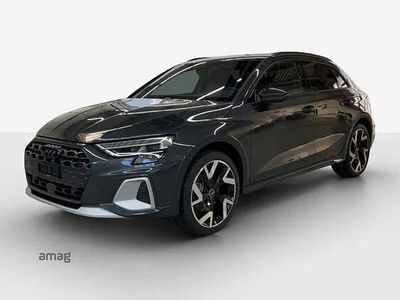 Gris manhattan métallisé Gebraucht 2025 Audi A3 Ambiente Limousine | CHF 40’900 (Teuer)