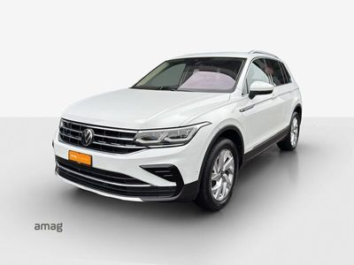 Pure white uni Gebraucht 2022 VW Tiguan Elegance SUV | CHF 34’990 (Fairer Preis)