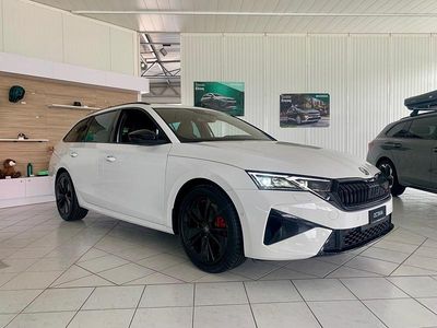 Neu Skoda Octavia RS 265 PS (194 kW) 2025 Weiss Kombi