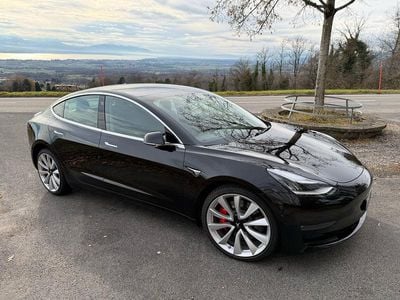Gebraucht 2019 Tesla Model 3 Performance Limousine | CHF 18’800 (Guter Preis)