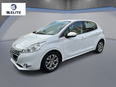 Gebraucht Peugeot 208 Allure 120 PS (88 kW) 2014 Kleinwagen