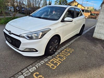 gebraucht Hyundai i20 1.2 exxtra