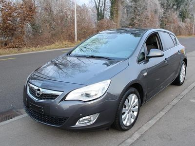 Gebraucht Opel Astra 140 PS (102 kW) 2010
