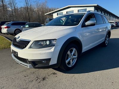 Gebraucht Skoda Octavia Scout 4x4 184 PS (135 kW) 2016 Kombi