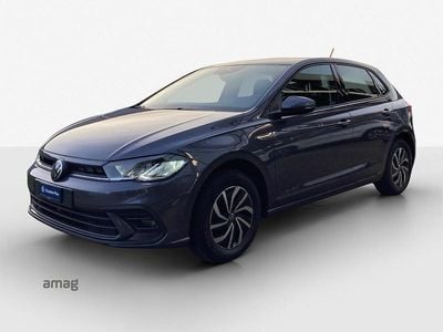 Rauchgrau metallic Gebraucht 2024 VW Polo Life Limousine | CHF 22’490 (Fairer Preis)