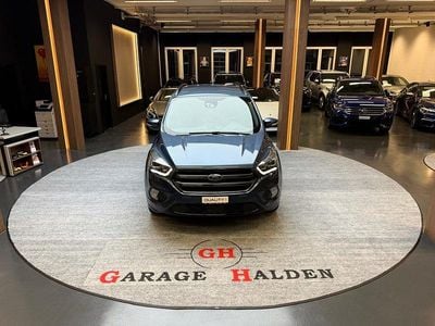 Blau Gebraucht 2019 Ford Kuga ST-Line SUV | CHF 16’900 (Fairer Preis)