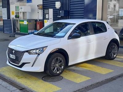 Gebraucht Peugeot 208 Active 100 kW (136 PS) 2022 Weiss Kleinwagen