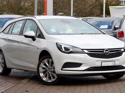 Weiss Gebraucht 2018 Opel Astra Enjoy Kombi | CHF 9’700