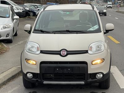 Gebraucht 2016 Fiat Panda 4x4 Climbing Kleinwagen | CHF 8’900 (Etwas zu teuer)