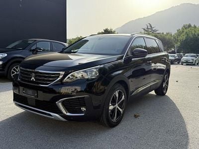 Gebraucht 2019 Peugeot 5008 Active Van / Kleinbus | CHF 21’300 (Etwas zu teuer)