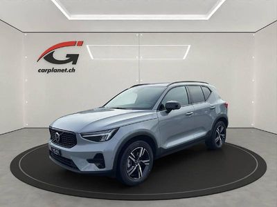 Grau Gebraucht 2025 Volvo XC40 Plus SUV | CHF 39’950 (Fairer Preis)
