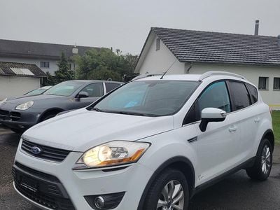 Gebraucht 2009 Ford Kuga Titanium SUV | CHF 5’900 (Etwas zu teuer)