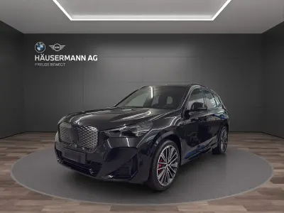 Neu (2026) BMW iX1 M Sport 306 PS