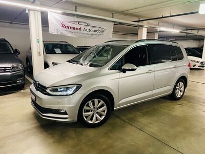 Gebraucht 2019 VW Touran Comfortline Van / Kleinbus | CHF 17’890 (Teuer)