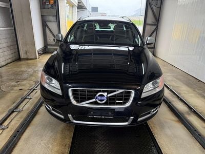 Gebraucht 2012 Volvo V70 R-Design Kombi | CHF 13’900