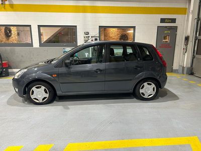 Gebraucht 2003 Ford Fiesta Trend | CHF 950 (Fairer Preis)