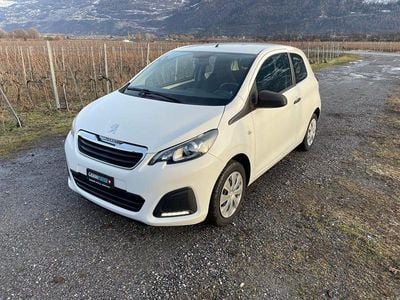Gebraucht Peugeot 108 Access 68 PS (50 kW) 2014 Limousine