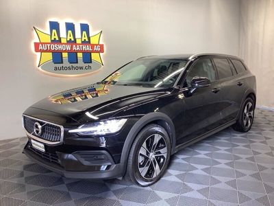 gebraucht Volvo V60 CC B4 Mild Hybrid Ultimate AWD Geartronic