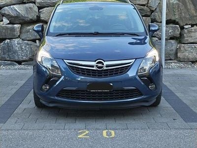 Gebraucht 2015 Opel Zafira Tourer Cosmo Van / Kleinbus | CHF 10’000 (Etwas zu teuer)