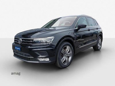 Deep black nacré Gebraucht 2017 VW Tiguan Highline SUV | CHF 27’390 (Etwas zu teuer)