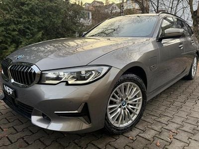 Gebraucht 2021 BMW 330e Luxury Line Kombi | CHF 28’800 (Superpreis)
