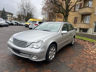 Gebraucht 2005 Mercedes C240 Avantgarde | CHF 2’900