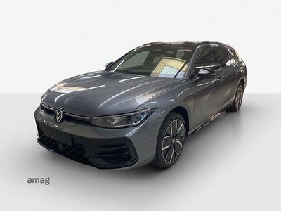 Diabas grey metallic schwarz Neu 2025 VW Passat R-line Kombi | CHF 70’890