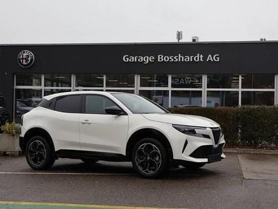 Neu 2025 Alfa Romeo Junior SUV | CHF 38’090 (Fairer Preis)