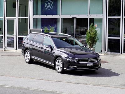 Gebraucht VW Passat Elegance 200 PS (147 kW) 2022 Grau Kombi