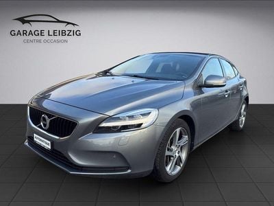 Gebraucht Volvo V40 Momentum 122 PS (89 kW) 2018 Kombi