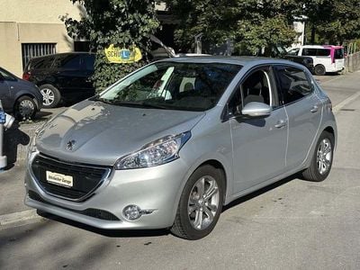 Gebraucht 2014 Peugeot 208 Allure Kleinwagen | CHF 8’500 (Etwas zu teuer)