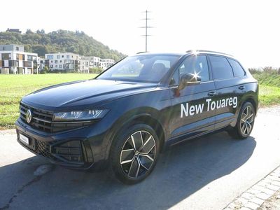 Blau Gebraucht 2023 VW Touareg R-line SUV | CHF 89’900