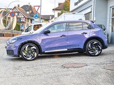 Violett Neu 2025 Fiat 600 Abarth SUV | CHF 39’800 (Guter Preis)