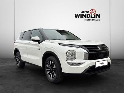 Neu 2025 Mitsubishi Outlander P-HEV Invite SUV | CHF 49’900 (Guter Preis)