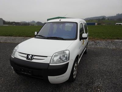 Gebraucht 2004 Peugeot Partner Van / Kleinbus | CHF 1’900