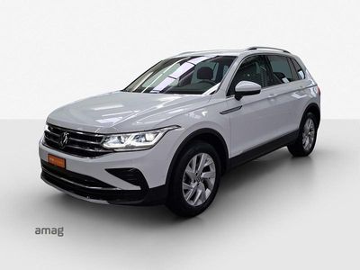 Pure white uni Gebraucht 2023 VW Tiguan Elegance SUV | CHF 38’900 (Fairer Preis)