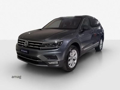 Gebraucht VW Tiguan Allspace Highline 200 PS (147 kW) 2020 Platinum grey metallic SUV