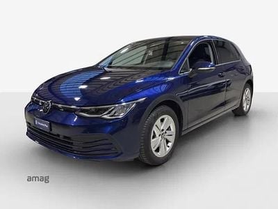 Atlantic blue metallic Gebraucht 2021 VW Golf VIII Life Limousine | CHF 20’980 (Fairer Preis)