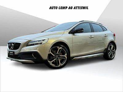 Gebraucht 2017 Volvo V40 CC Kombi | CHF 16’500 (Etwas zu teuer)