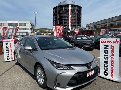 gebraucht Toyota Corolla Sedan 1.5 CVT-Automat